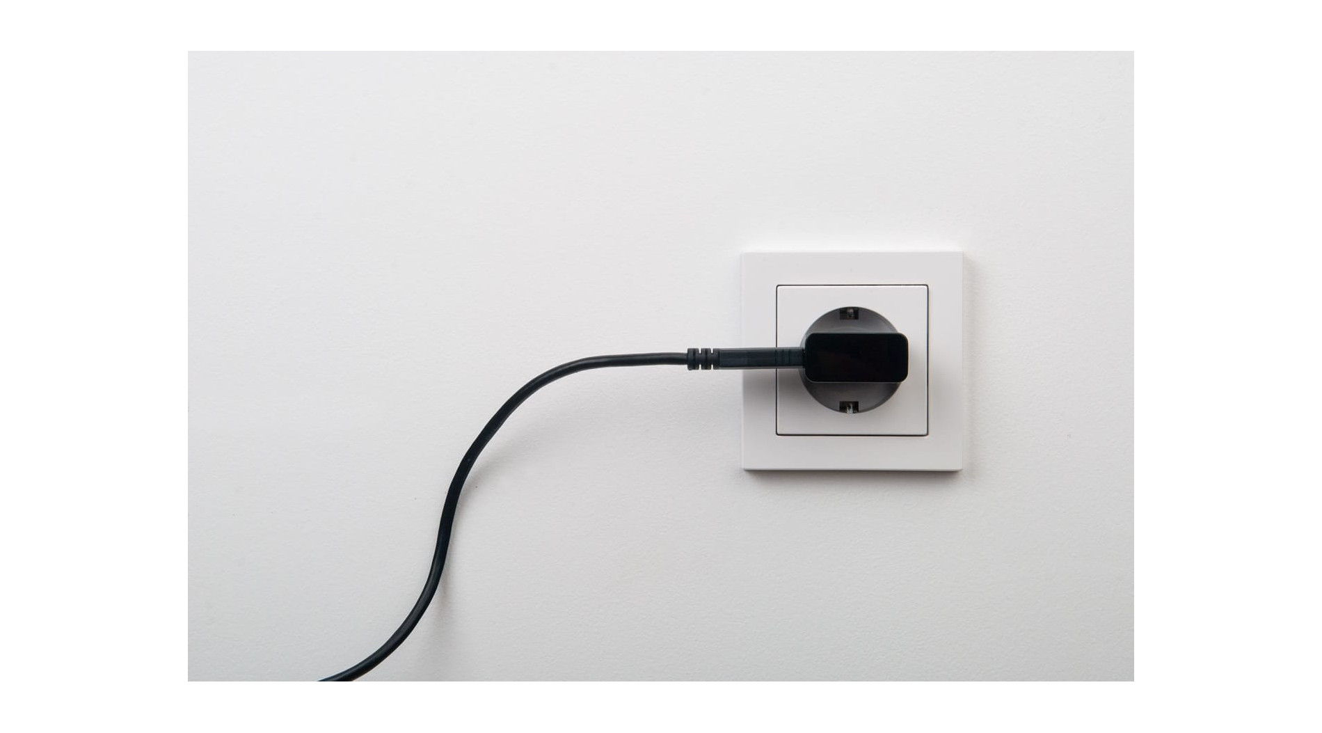 Zastosowanie przewodów zasilających z wtyczką w nowoczesnych instalacjach elektrycznych