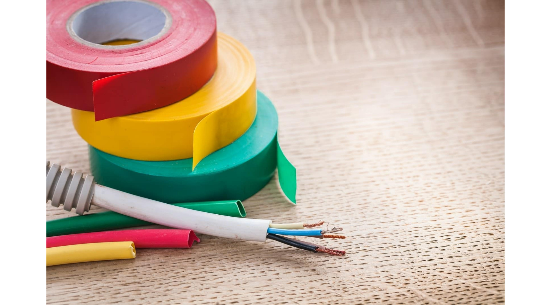 Zastosowanie taśmy PCV w pracach instalacyjnych